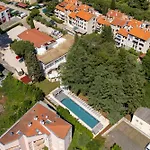 Emaus Hotel 3*