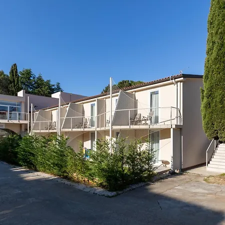 Hotel Emaus Novigrad Istria