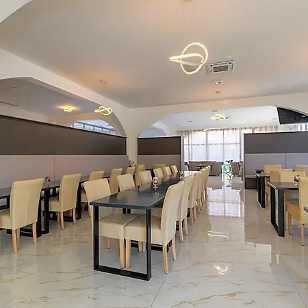 Emaus Hotel Novigrad Istria