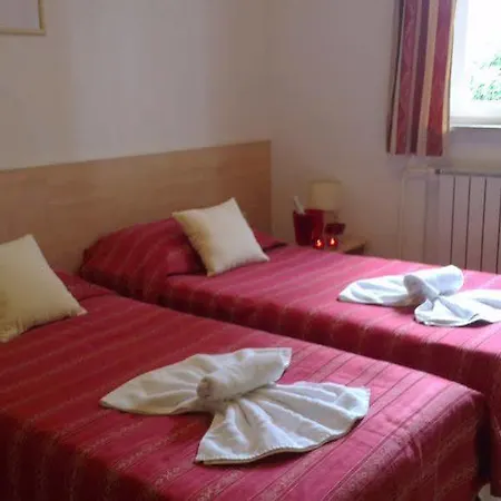 Emaus Hotel