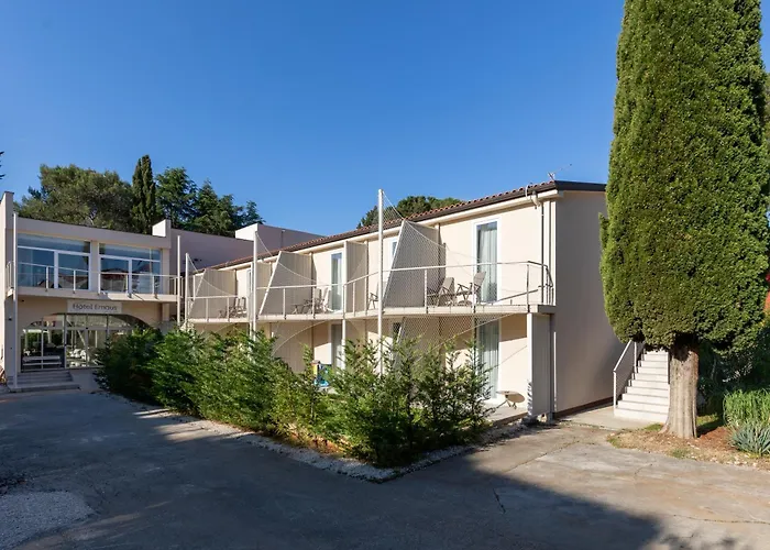 Hotel Emaus Novigrad Istria