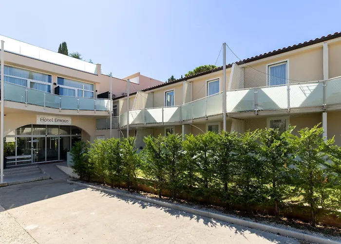 Hotel Emaus Novigrad Istria