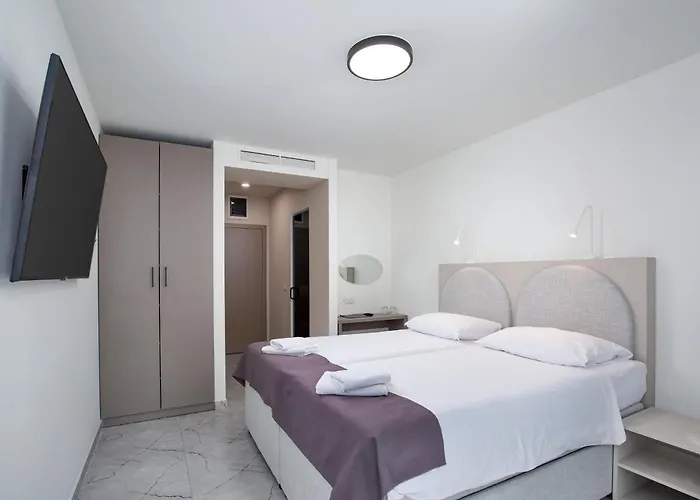 Hotel Emaus Novigrad Istria