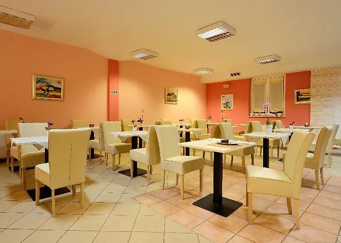 Emaus 3* Novigrad Istria