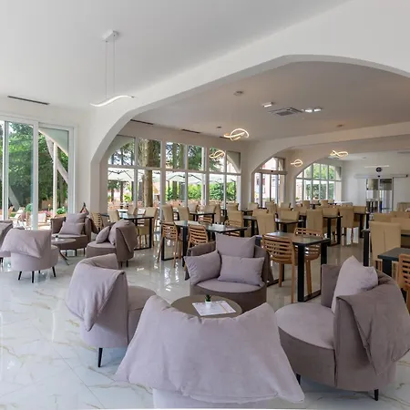 Hotel Emaus