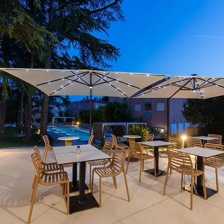 Emaus 酒店 Novigrad Istria