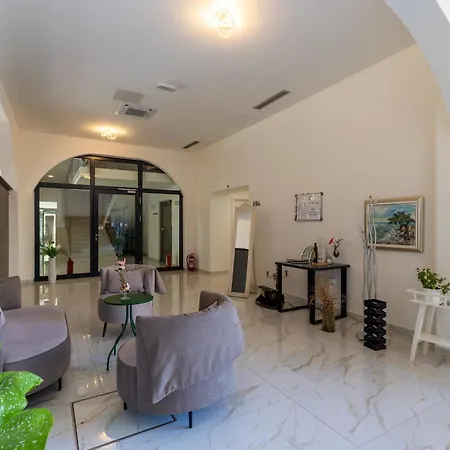 Hotel Emaus Novigrad Istria