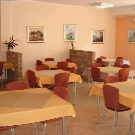 Hotel Emaus